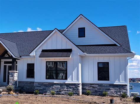 metal roof house pictures|houses with metal roof accents.